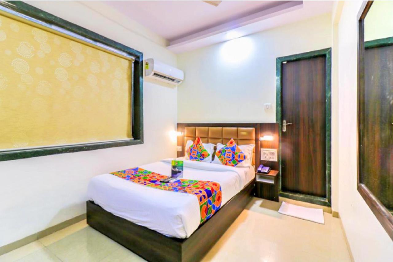 Fabhotel Galaxy Suite Bombay Esterno foto