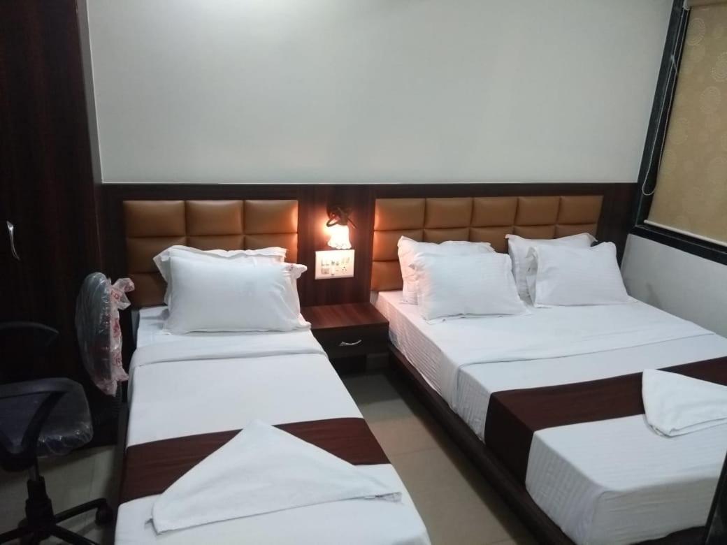 Fabhotel Galaxy Suite Bombay Esterno foto
